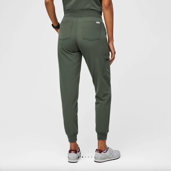 Figs Moss Green Zamora Jogger Scrub Pants - Picture 4 of 12